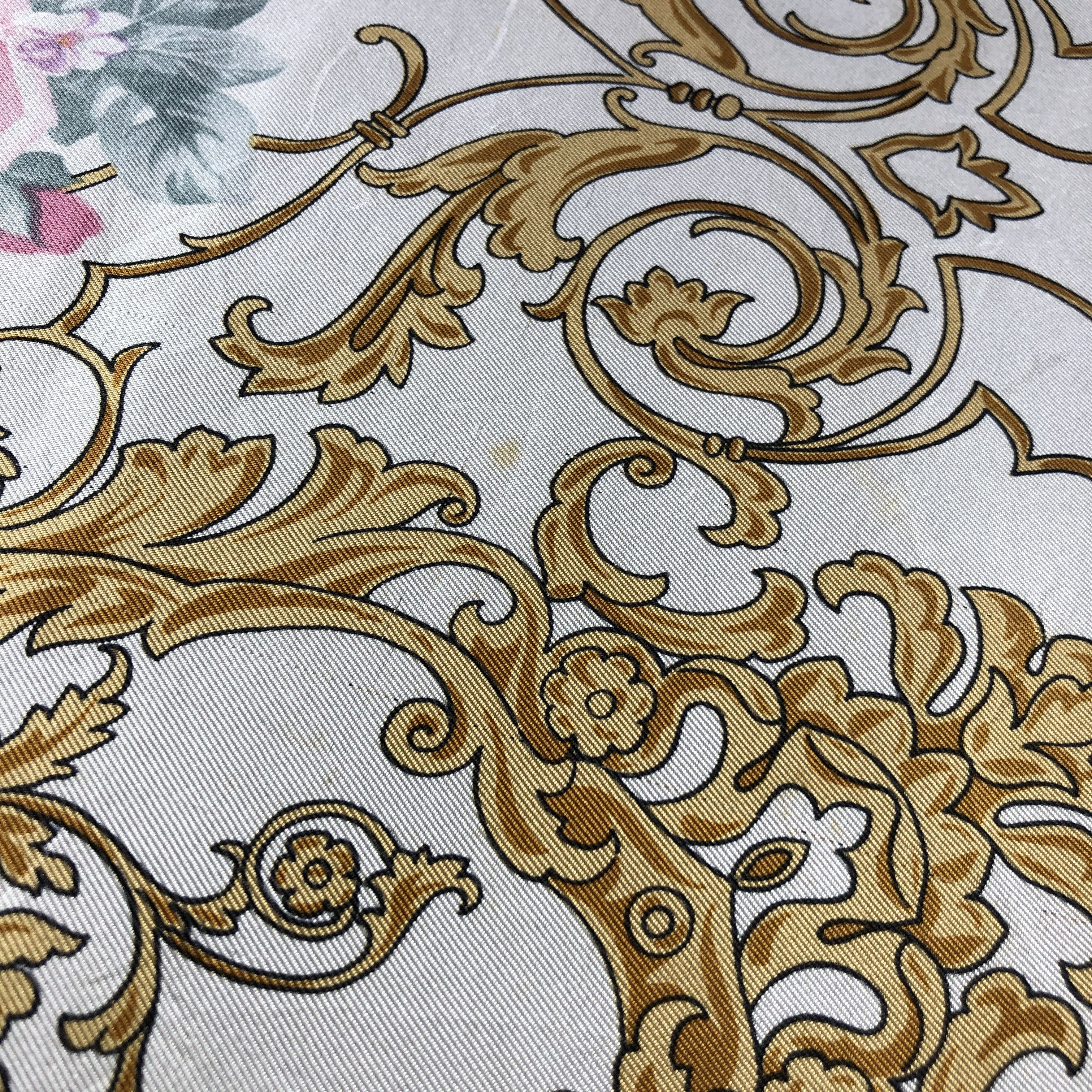 Vintage Vintage Luxury Floral Baroque Silk Scarf M1331 Size ONE SIZE - 7 Thumbnail