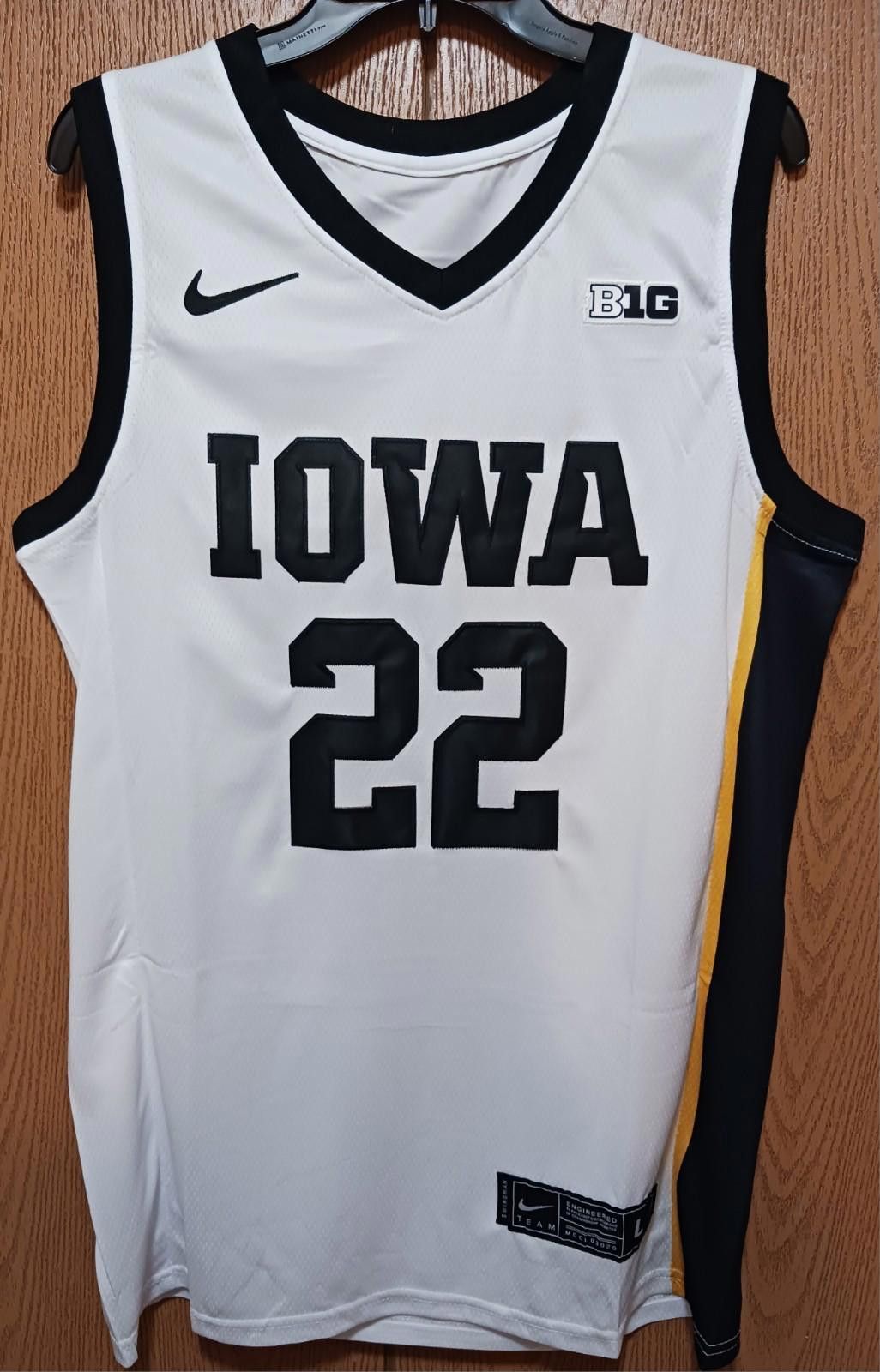 Nike Caitlin Clark (Nike)-(Iowa)-(White)-(Jersey)-(Size-L)-$65 Size US L / EU 52-54 / 3 - 1 Thumbnail