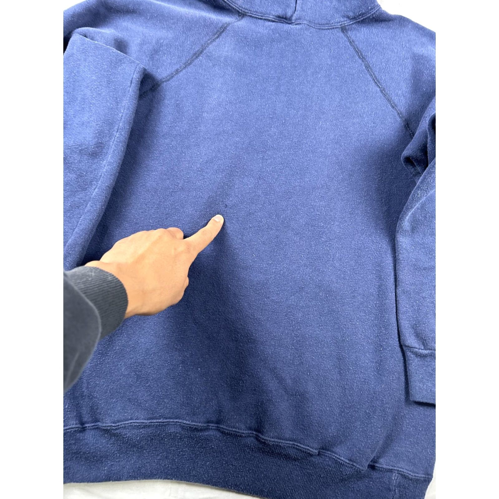 Champion VINTAGE Champion Hoodie Mens Small 80s Navy Eastover Fleece Sweatshirt USA Size US S / EU 44-46 / 1 - 7 Thumbnail
