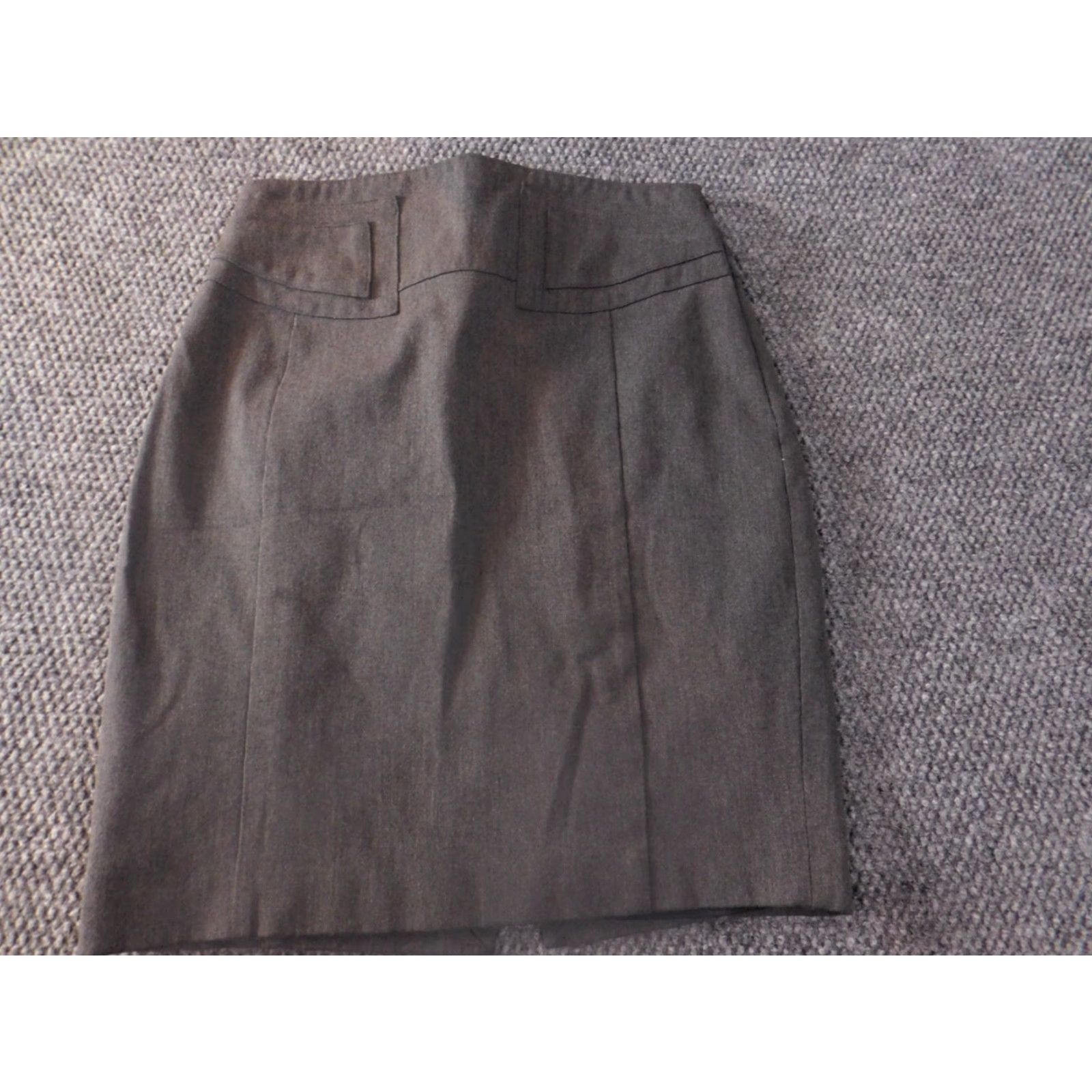 Express Express Skirt Women 4 Gray A-Line Casual Zip Knee Length Knit Zipper Lined Regular Polyester Size 27" / US 4 / IT 40 - 2 Thumbnail