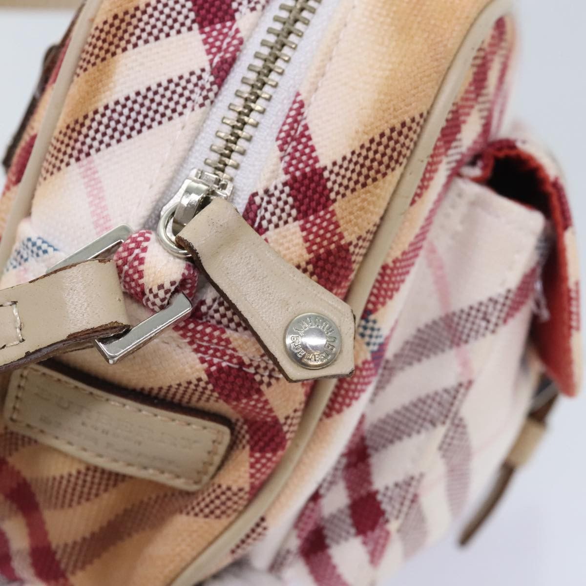Burberry Burberry Nova Check Blue Label Shoulder Bag Canvas White Red Size ONE SIZE - 10 Thumbnail