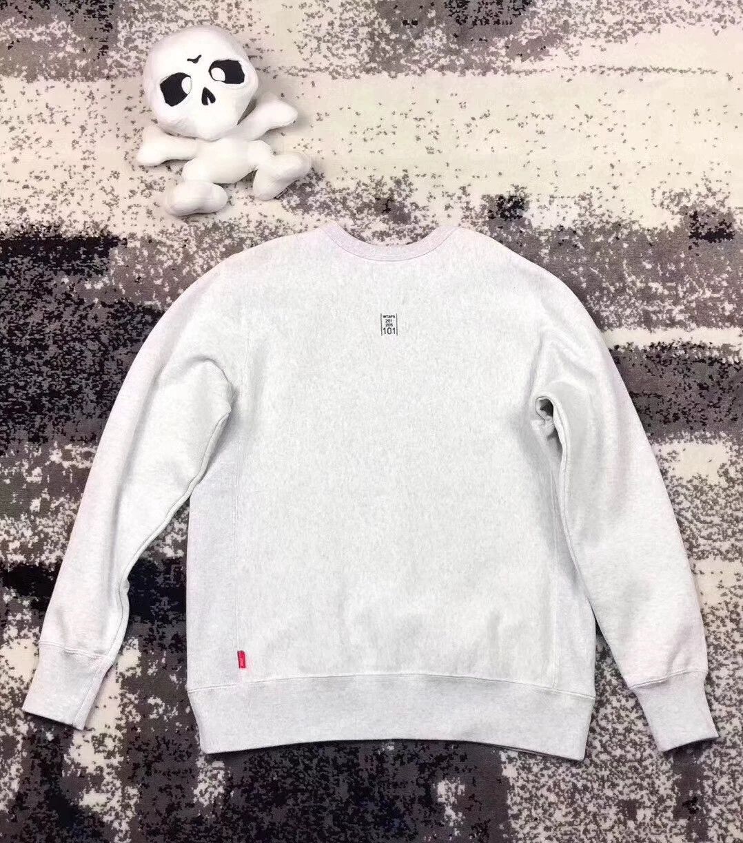 Wtaps WTAPS 16AW HELLWEEK SWEATER 02 L Deadstock Size US L / EU 52-54 / 3 - 3 Thumbnail