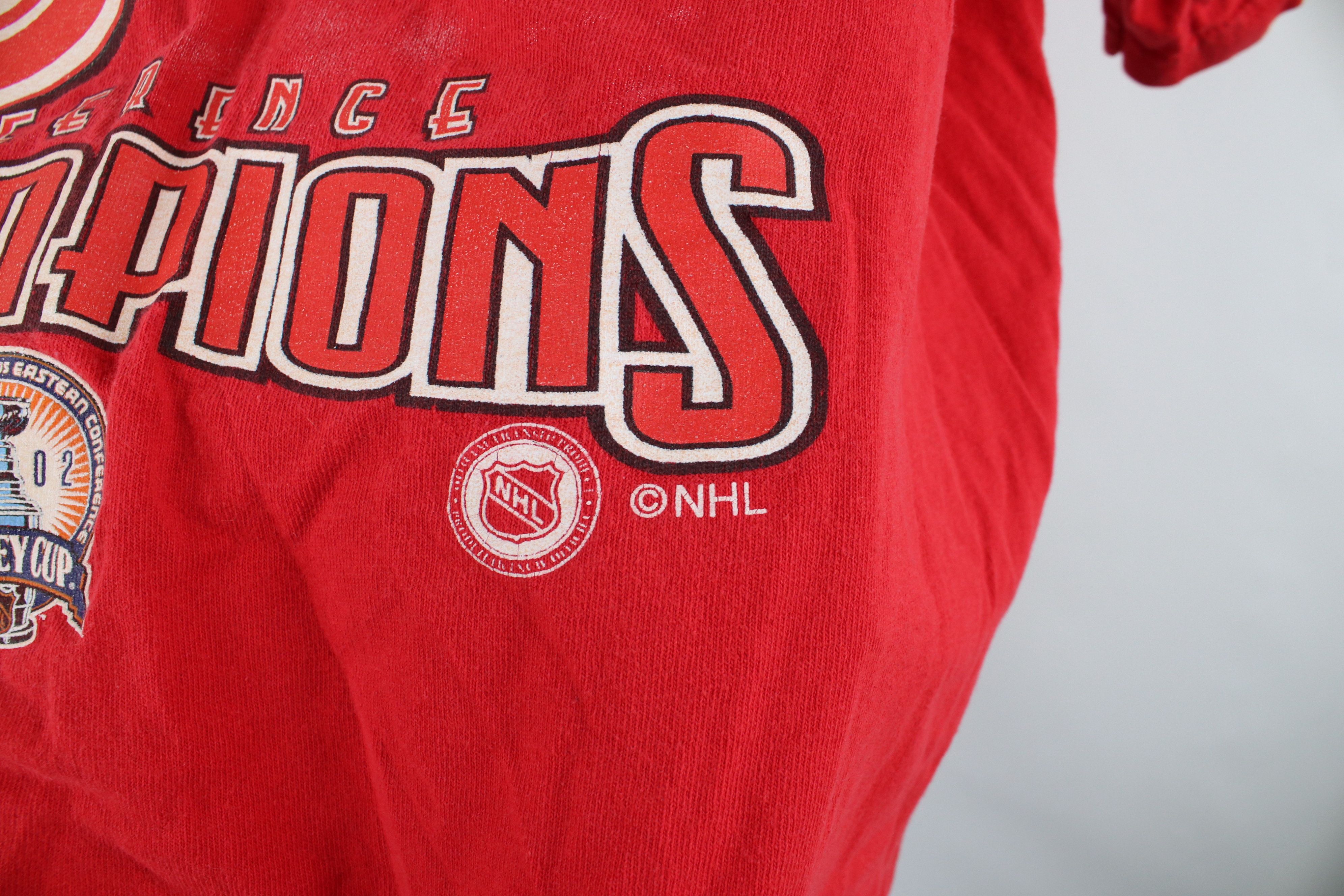 Vintage Vintage Y2K Cup Champs Detroit Red Wings Hockey T-Shirt Red Size US XL / EU 56 / 4 - 6 Thumbnail