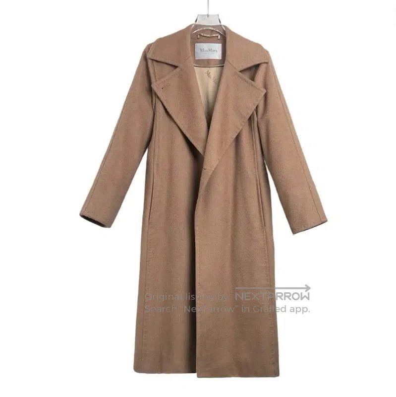 Max Mara MaxMara Khaki Women's Coat in Size M . Size M / US 6-8 / IT 42-44 - 1 Thumbnail