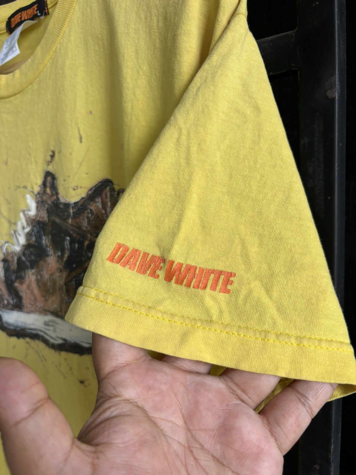 Nike Vintage Nike x Dave White Shoe Artwork Tshirt Size US L / EU 52-54 / 3 - 4 Thumbnail