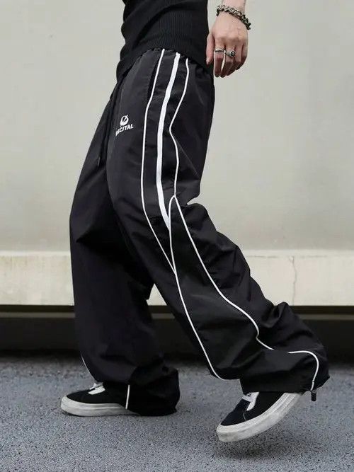Japanese Brand × Vintage Casual Y2k Sweatpants Loose Fit Size US 30 / EU 46 - 1 Thumbnail