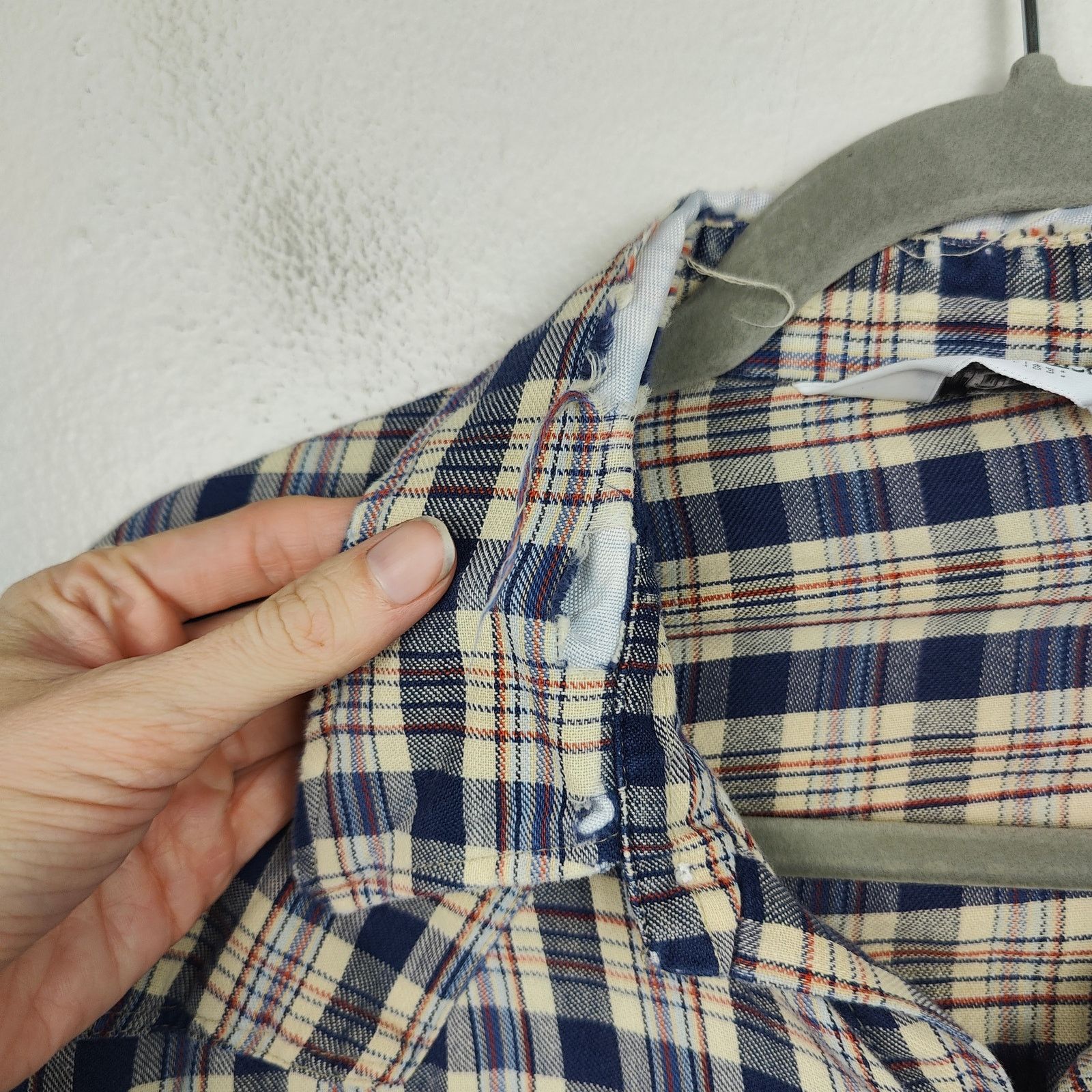 Other Vintage Woolrich Western Shirt Mens XL Beige Blue Plaid Size US XL / EU 56 / 4 - 3 Thumbnail