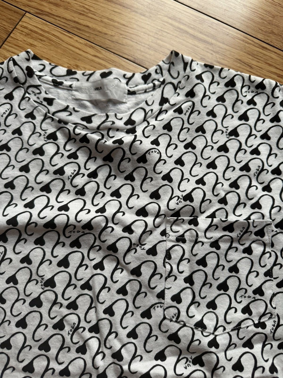 Japanese Brand × Toga Toga Virilis Heart Flower Print T-Shirt Size US M / EU 48-50 / 2 - 7 Thumbnail