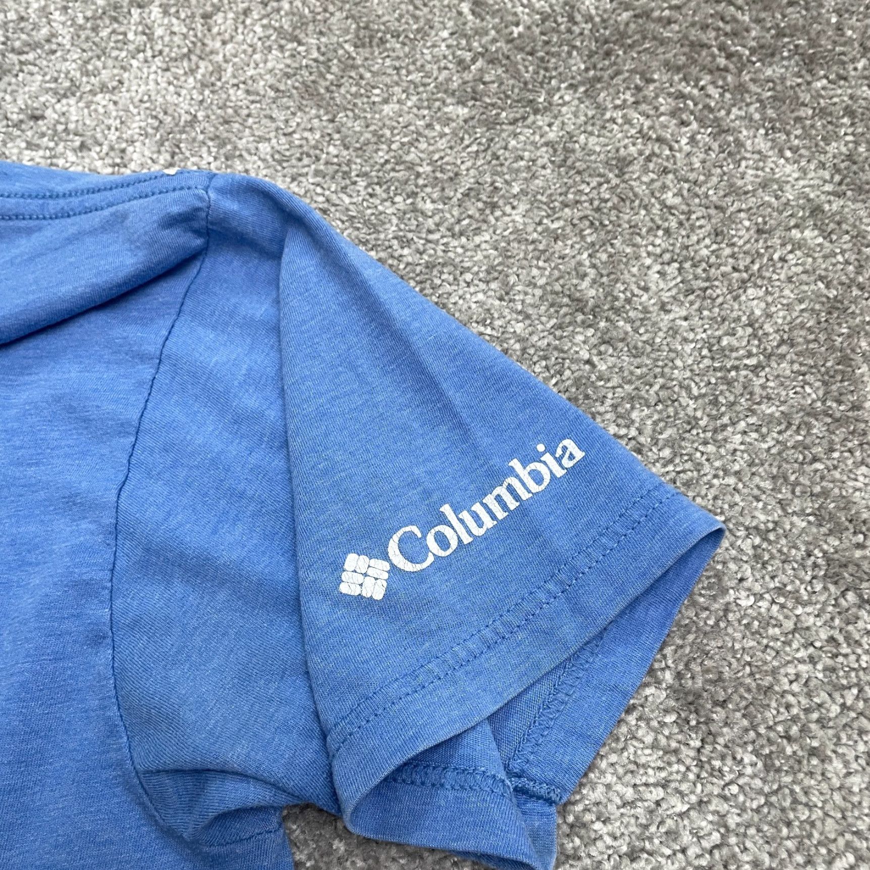 Vintage Columbia T-Shirt Men Small Blue Crew Neck Short Sleeve Casual Tee Top Mens Regular Size S Size US S / EU 44-46 / 1 - 3 Thumbnail