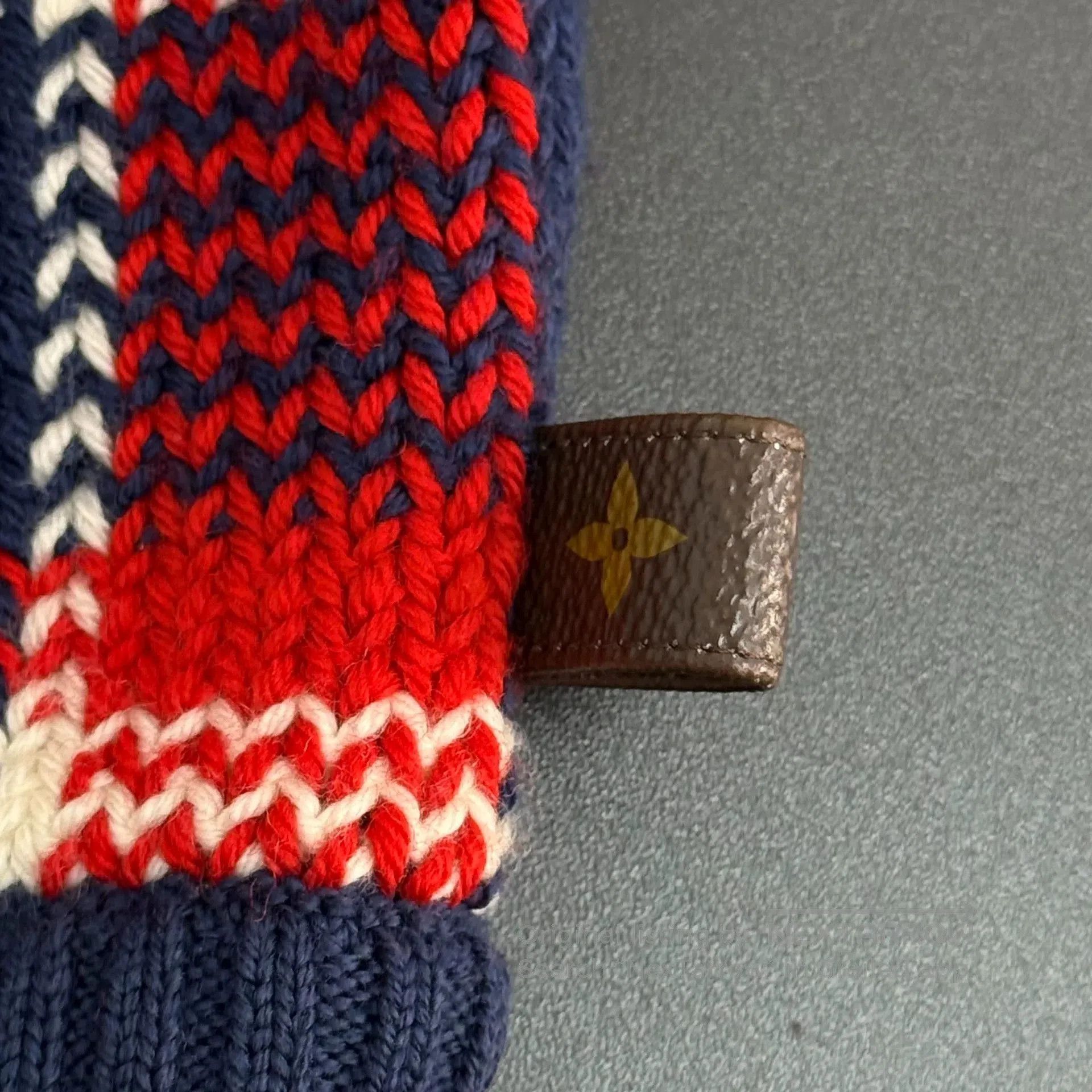 Louis Vuitton LV Red White Blue Plaid Wool Sweater M. Size US M / EU 48-50 / 2 - 7 Thumbnail
