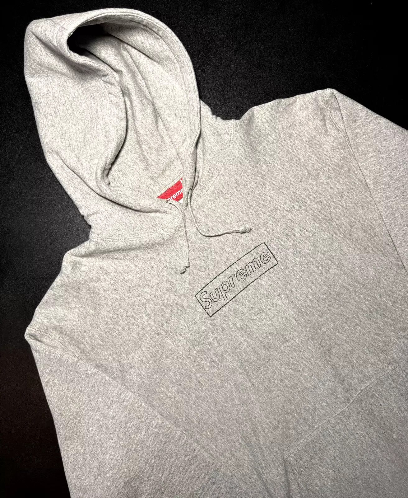 Kaws × Supreme Supreme x KAWS Logo Hooded Sweatshirt Heather Grey