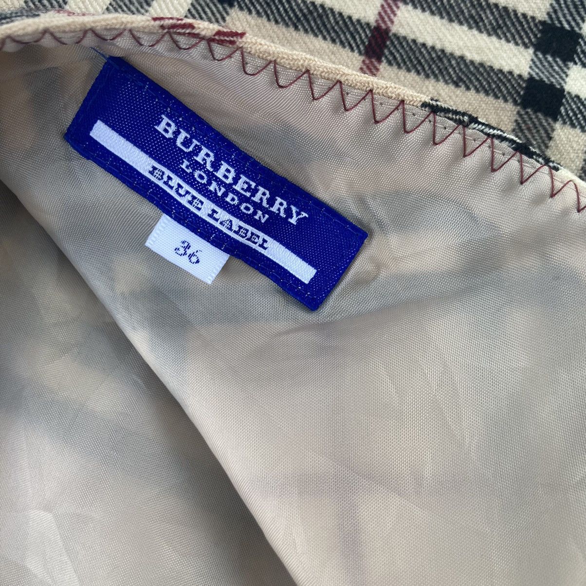 Burberry BURBERRY LONDON BLUE LABEL NOVA CHECK SKIRT Size 27" / US 4 / IT 40 - 7 Thumbnail