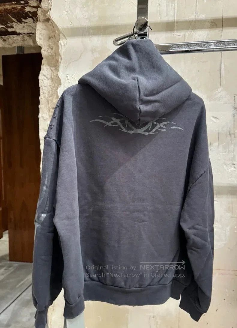 Balenciaga Balenciaga 24 Winter Dragon Zip Hoodie. Size US XS / EU 42 / 0 - 2 Thumbnail