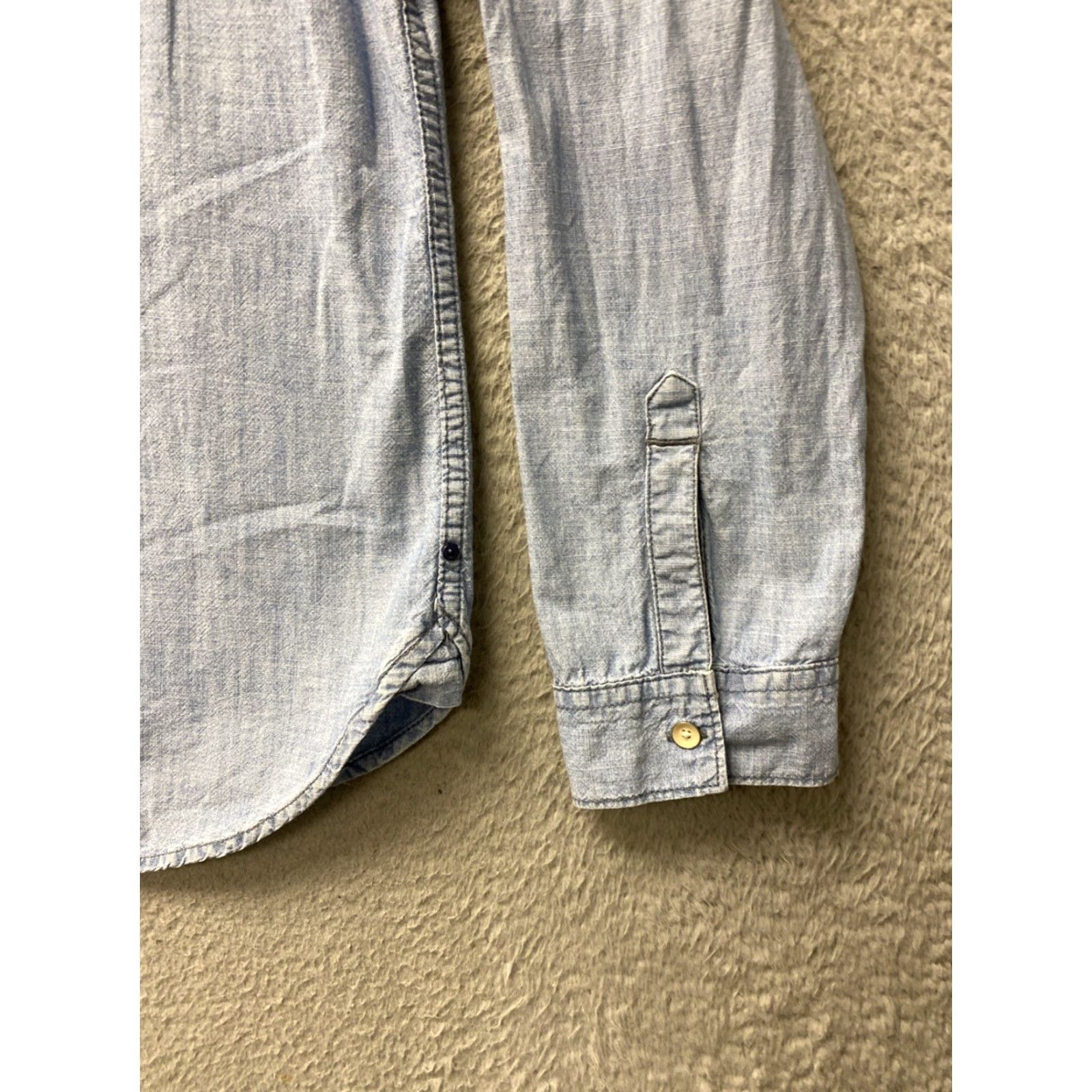 Gap VINTAGE Gap 1969 Denim Shirt Womens XL Blue Front Western Long Sleeve Button-Up Collared Solid 100% Cotton Size XL / US 12-14 / IT 48-50 - 2 Thumbnail