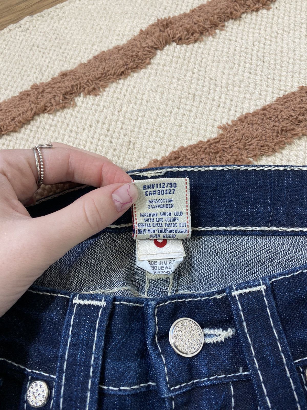 True Religion TRUE RELIGION DENIM CONTRAST STITCH PANTS Size 29" - 8 Thumbnail