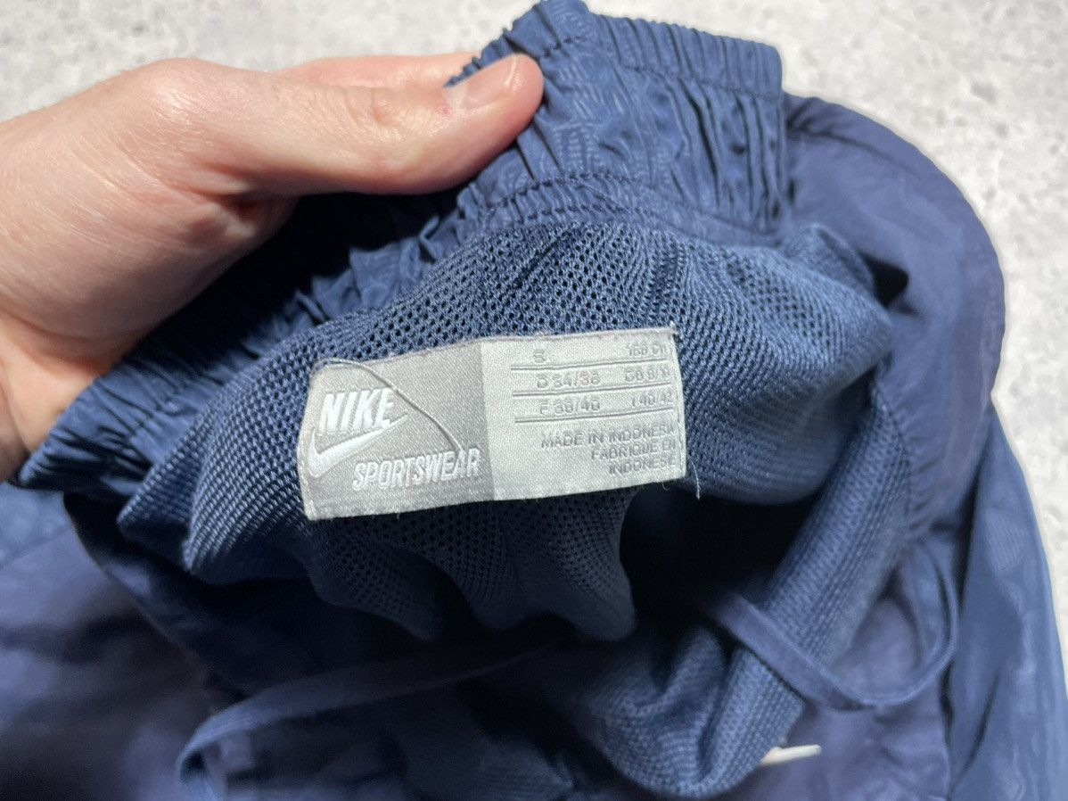Nike Vintage Nike Track Pants Nylon Drill Y2K style Swoosh Size US 30 / EU 46 - 7 Thumbnail