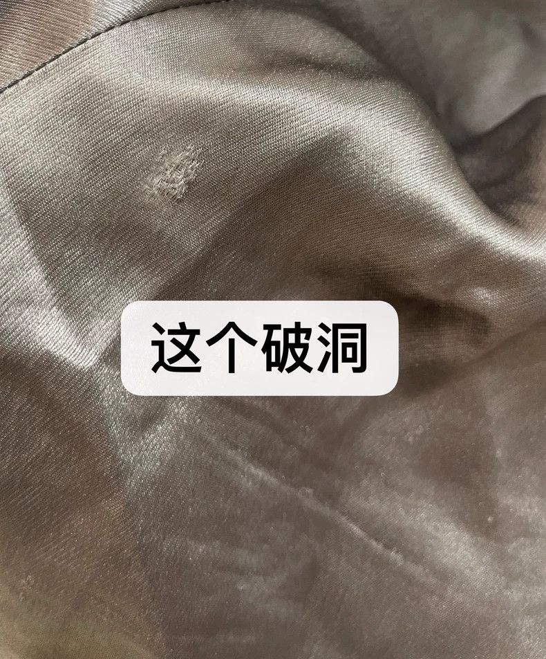 Loewe LOEWE Shiny silk shorts Size 30" / US 8 / IT 44 - 7 Thumbnail