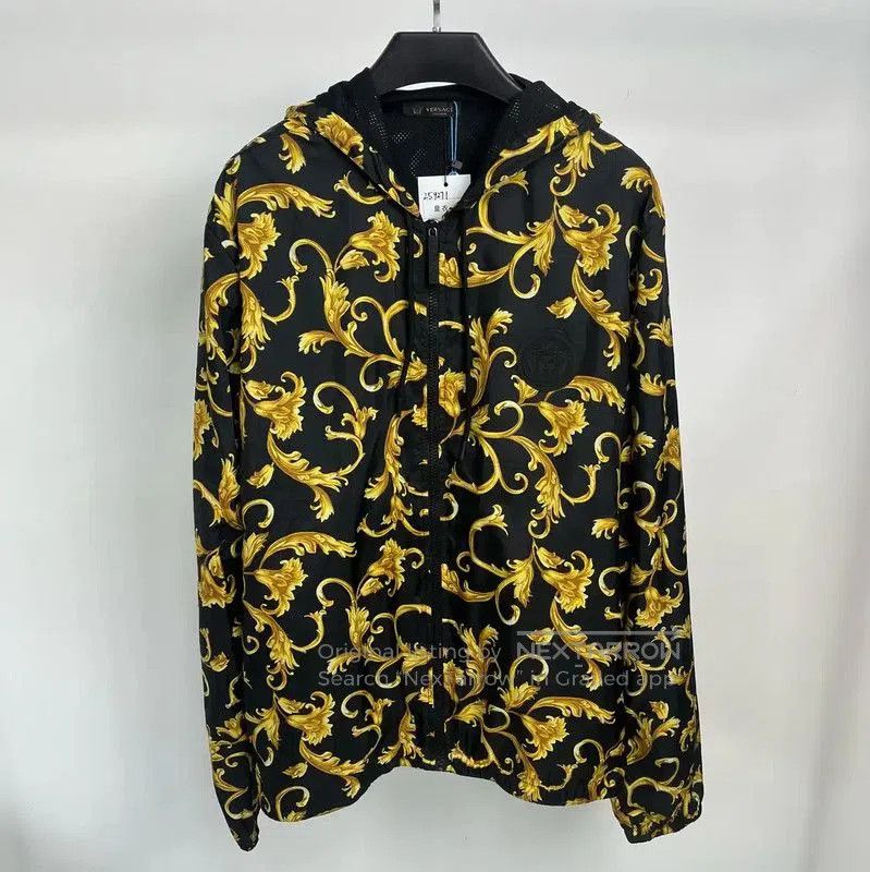 Versace Versace Black and Gold Men's Outerwear . Size US L / EU 52-54 / 3 - 1 Thumbnail