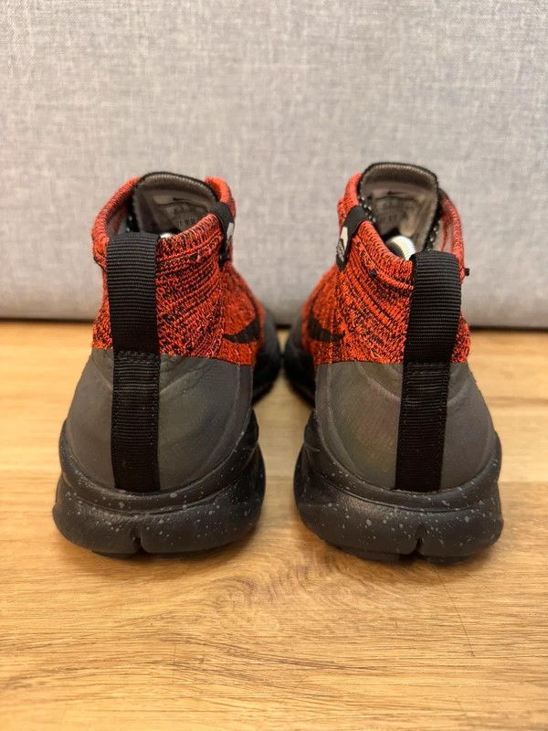 Nike Nike Flyknit Trainer Trnr Chukka FSB Bright Crimson size 43 Size US 10 / EU 43 - 8 Thumbnail