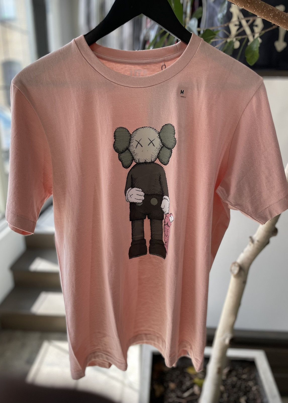 Kaws KAWS x Uniqlo Companion Tee (US Sizing) Size US M / EU 48-50 / 2 - 1 Thumbnail