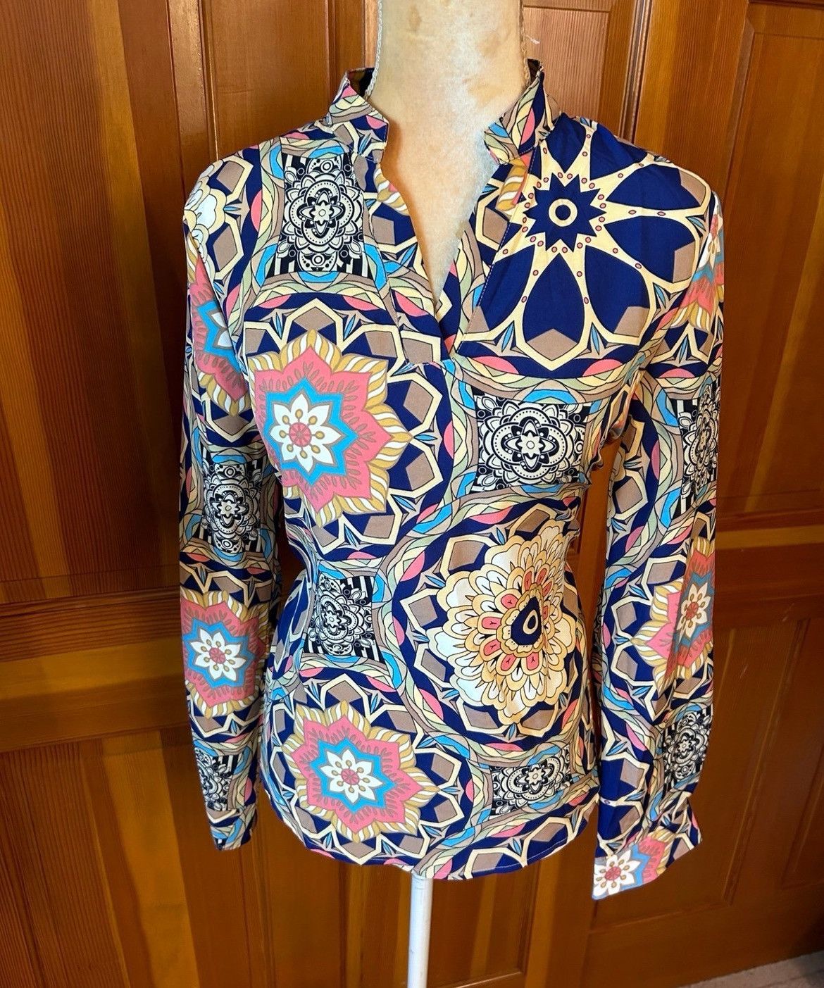 Designer × Other NWT, Lavishly Paris Mandala Print Batwing Sleeve Blouse Size S / US 4 / IT 40 - 10 Thumbnail