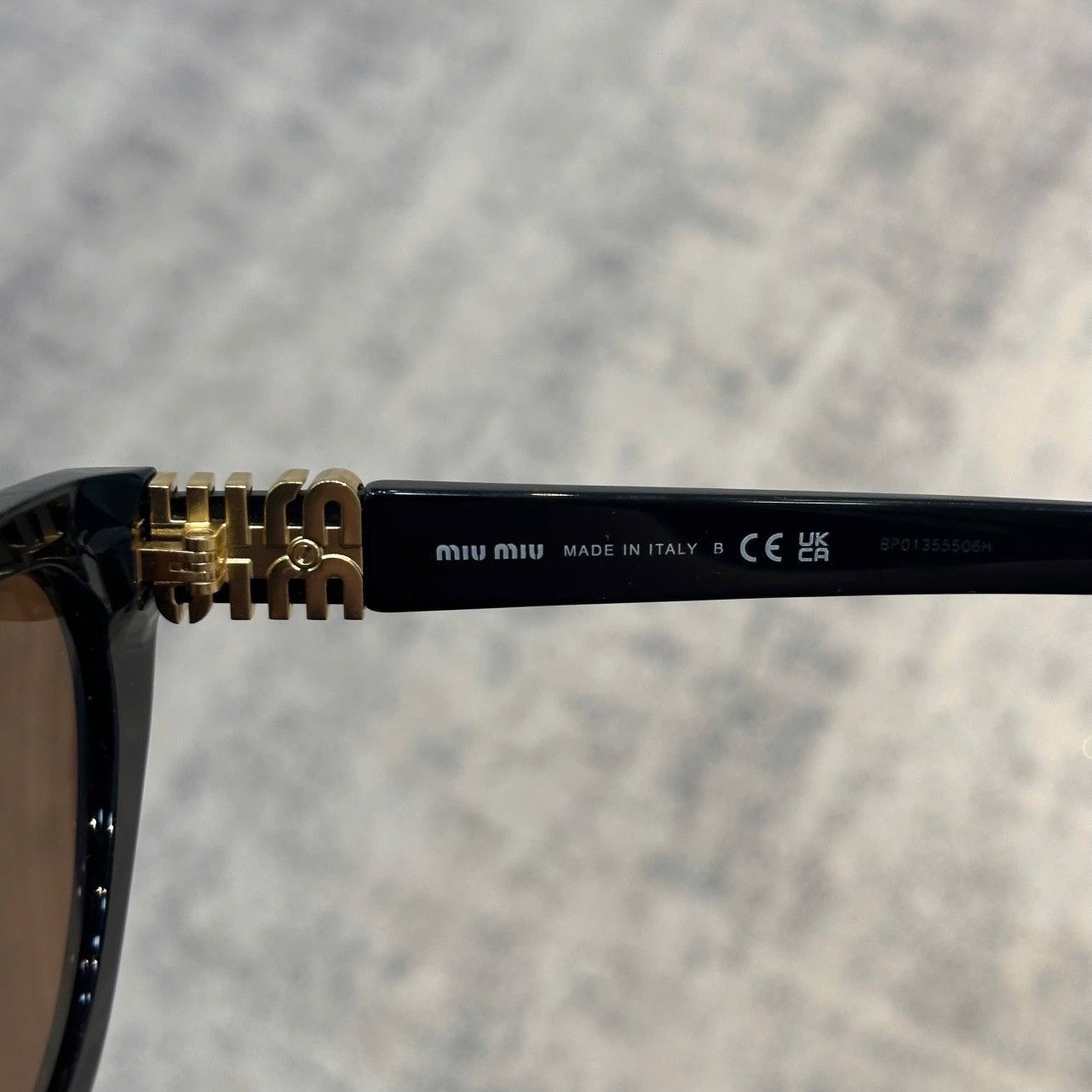 Miu Miu MIU MIU 0MU A04S 16K10L Size ONE SIZE - 5 Thumbnail