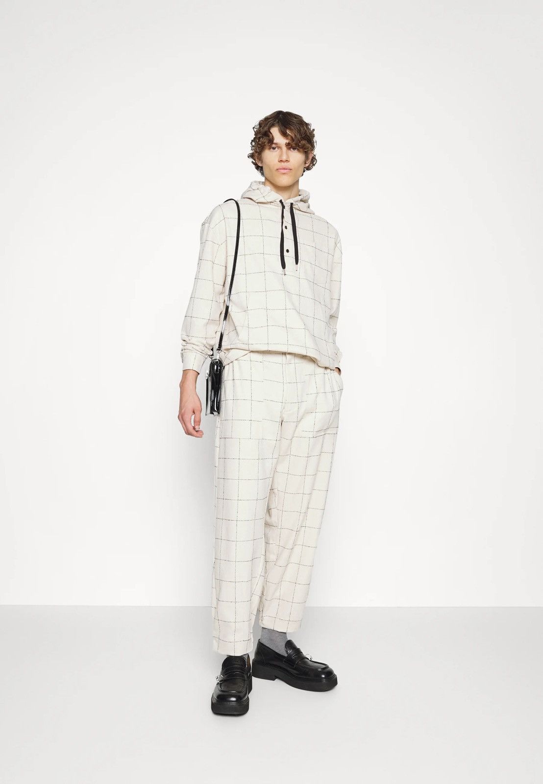 Henrik Vibskov !DS! SS22 Henrik Vibskov Mads Beige Black Casual Pants Size US 34 / EU 50 - 4 Thumbnail