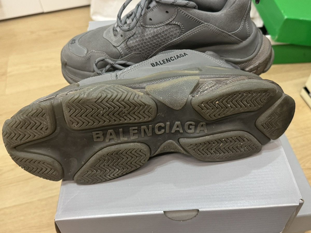 Balenciaga Balenciaga Triple S sneaker Size US 9 / EU 42 - 9 Thumbnail