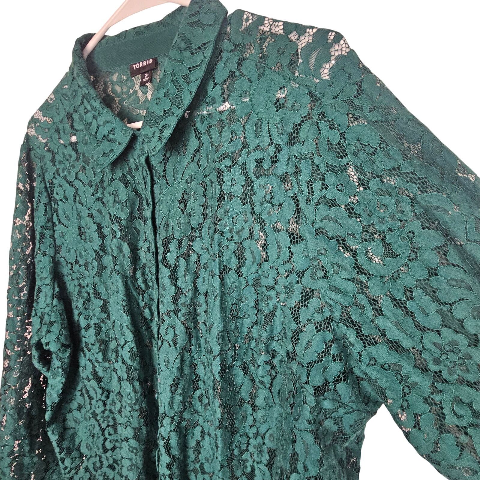 Corridor Torrid Lace Madison Button Down Blouse Plus Size 2X Holiday Size XXL / US 16-18 / IT 52-54 - 6 Thumbnail