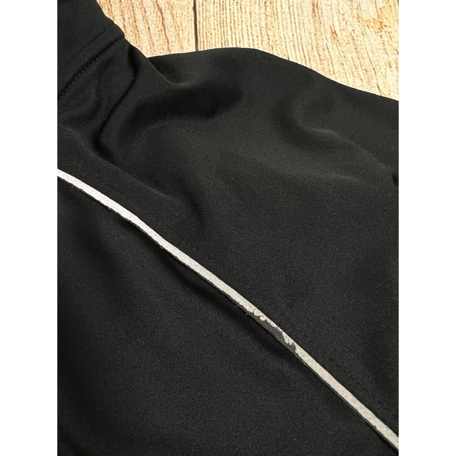 Under Armour VINTAGE Under Armour Allseason Mens 1/4 Zip Pullover Shirt 2XL Black Long Sleeve Zip Refective wear Size US XXL / EU 58 / 5 - 6 Thumbnail