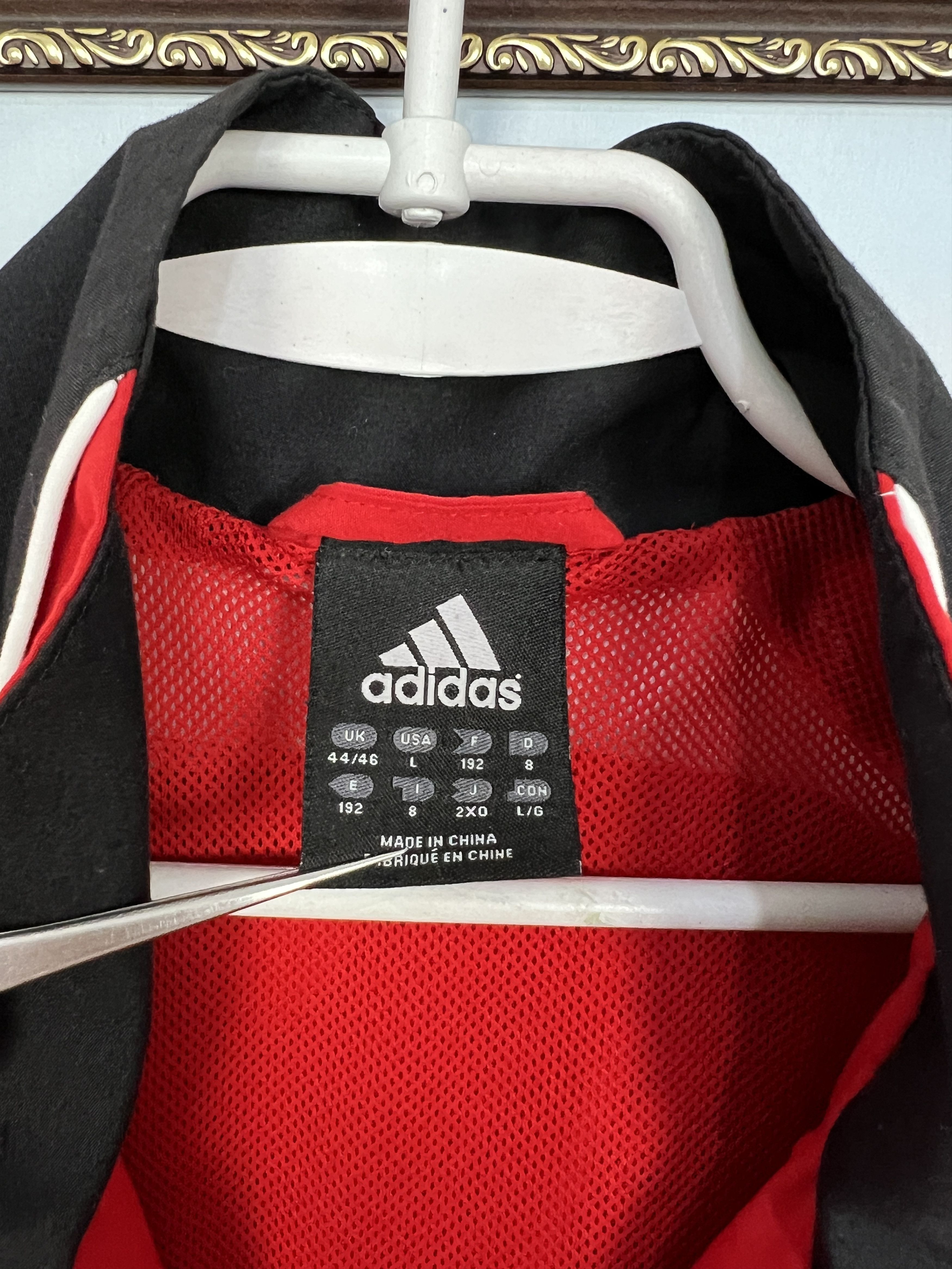 Adidas Vintage Adidas Liverpool Football Jacket Soccer Track Top Size US L / EU 52-54 / 3 - 10 Thumbnail