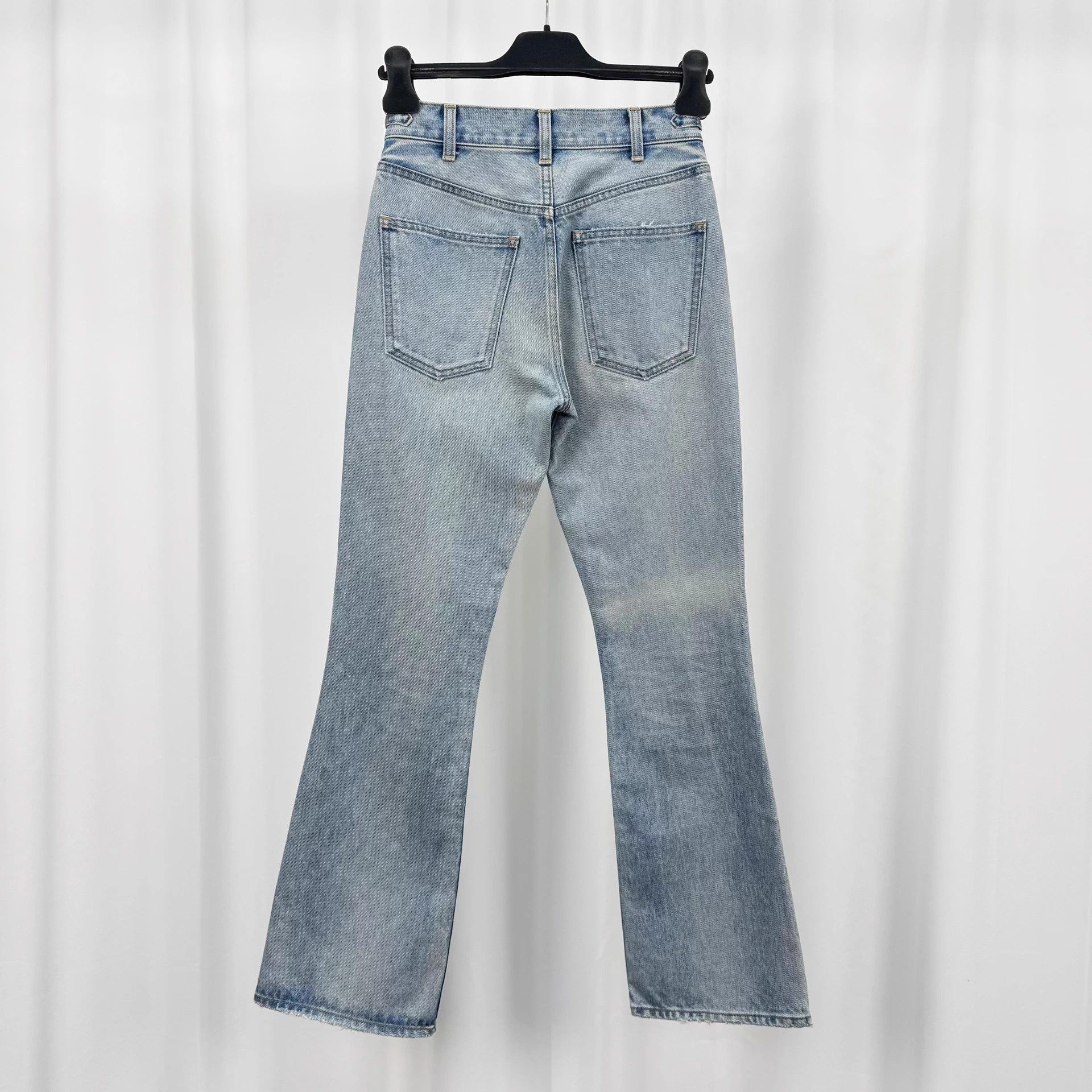 Celine Celine Triomphe Gold Button Washed Denim Jeans W25 Mint Size 24" / US 00 / IT 34 - 2 Thumbnail