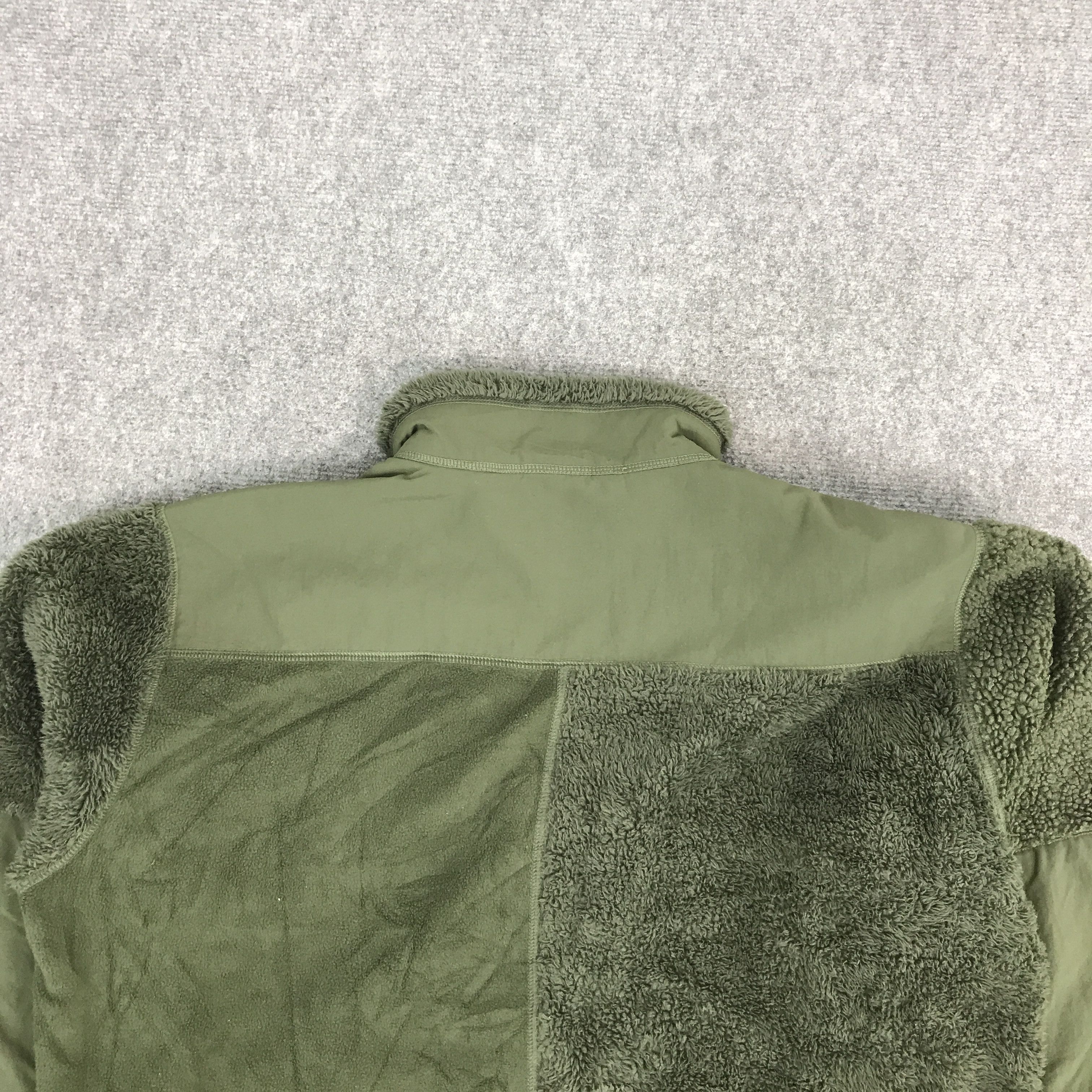 Engineered Garments × Uniqlo ENGINEERED GARMENTS X UNIQLO SHERPA FLEECE JACKET Size US XL / EU 56 / 4 - 4 Thumbnail