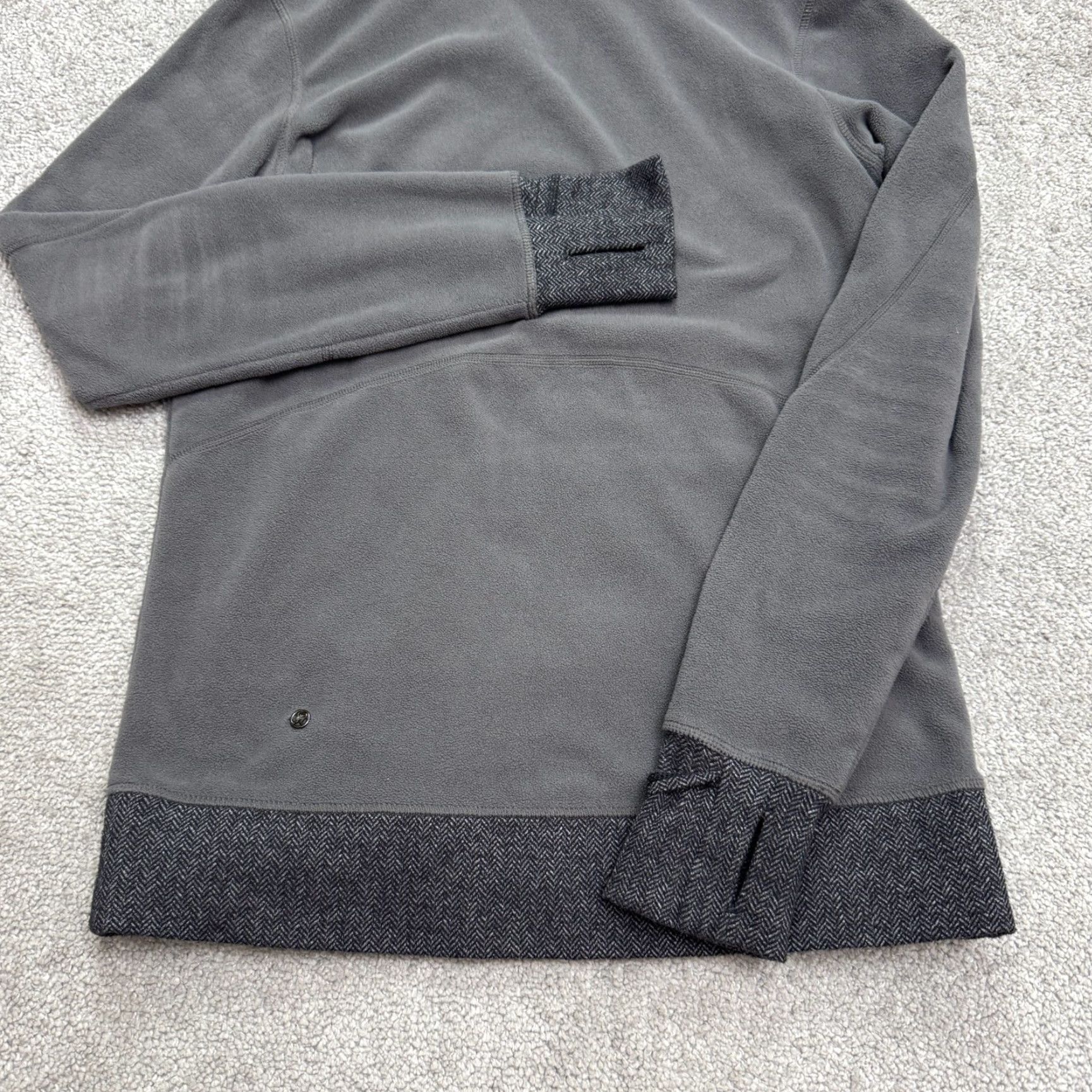 Lululemon Lululemon Athletica Hoodie Pullover Women 4 Gray Sweatshirt Hooded Breathable Lightweight Athletic Streetwear Activewear Winterspring Comfort Everyday Size S / US 4 / IT 40 - 4 Thumbnail