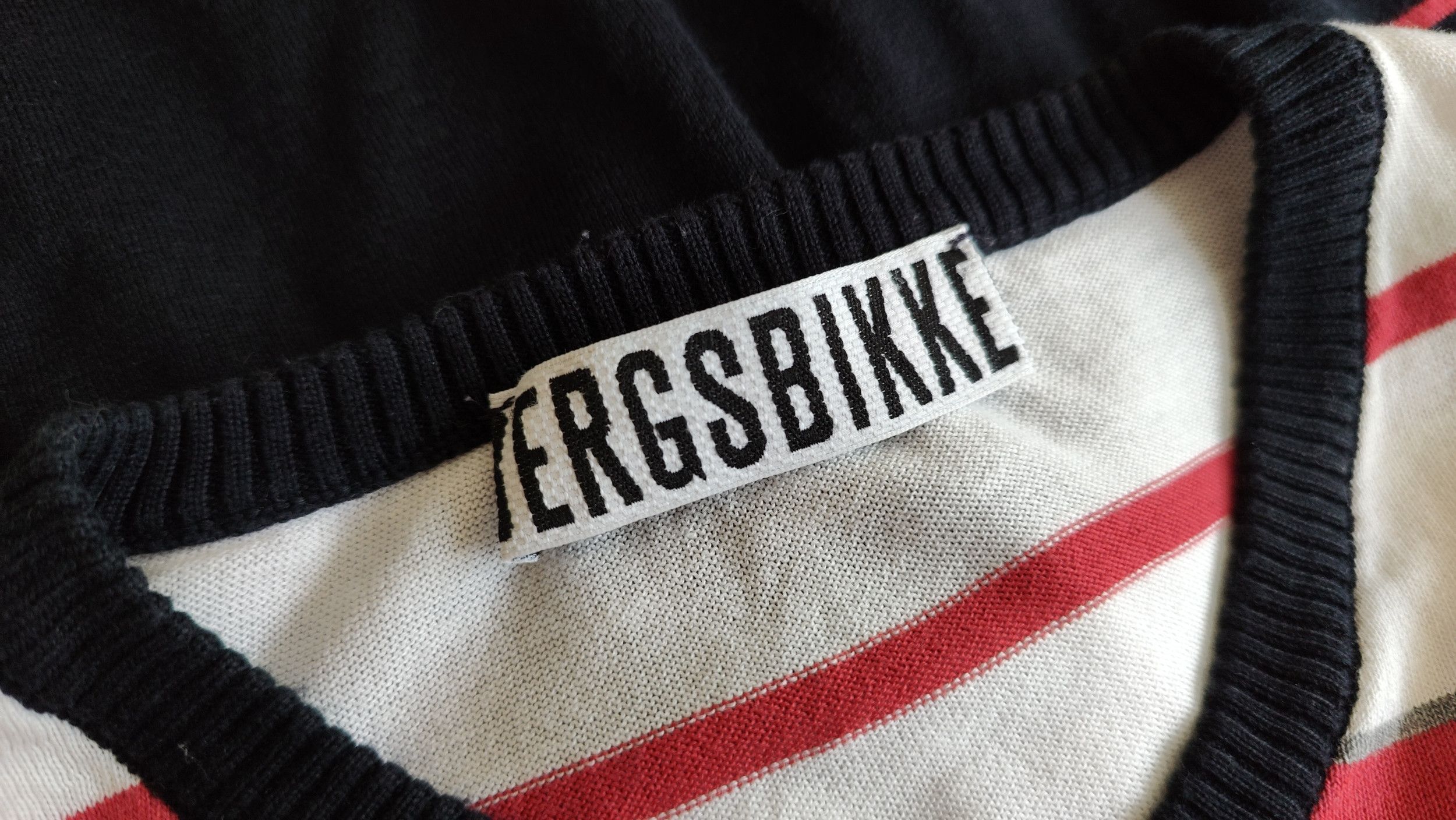 Dirk Bikkembergs DIrk Bikkembergs Striped Logo Sweater Size US S / EU 44-46 / 1 - 5 Thumbnail