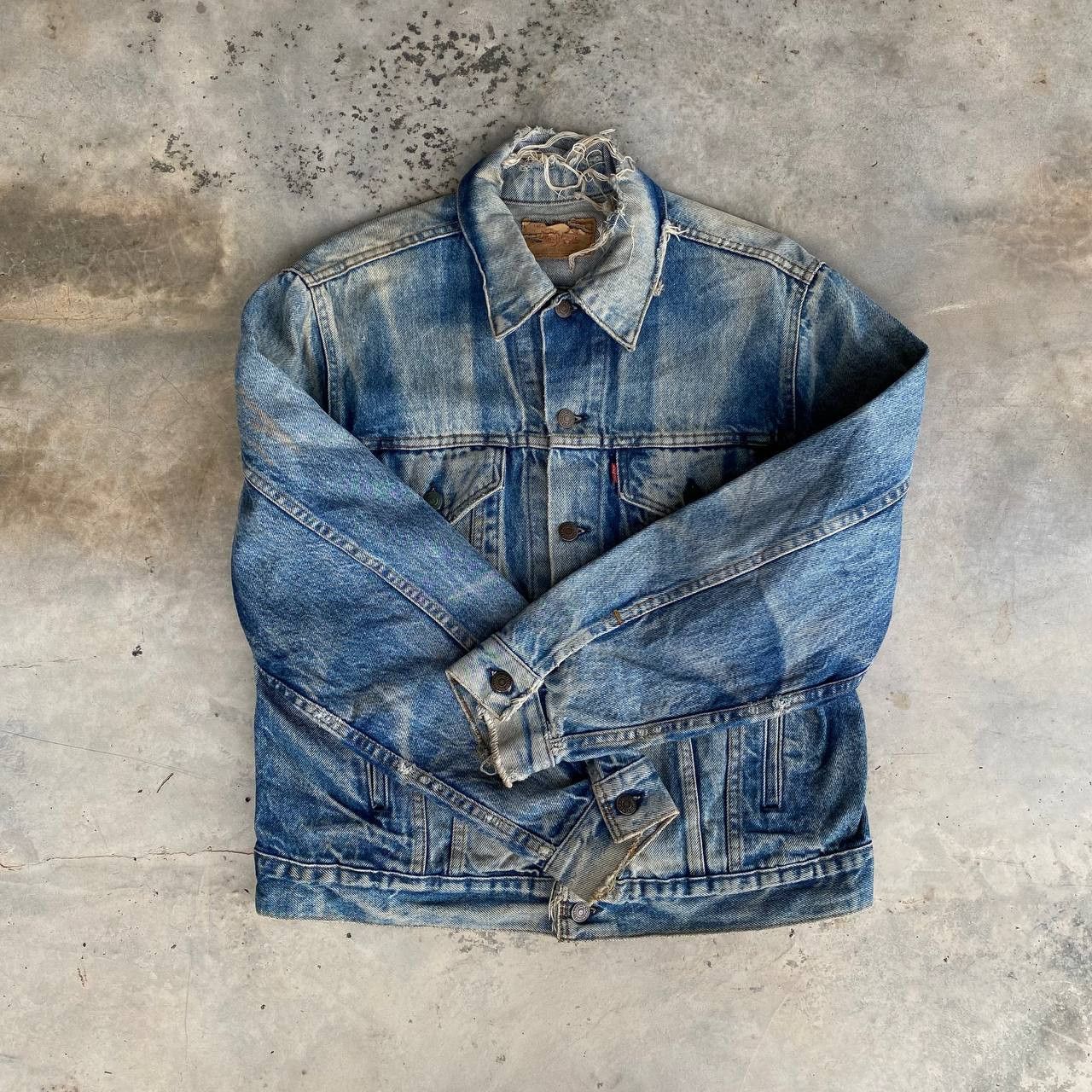 Levi's A BEAUTY PIECES LEVIS VINTAGE CRAZY FADED DISTRESSED DENIM Size US M / EU 48-50 / 2 - 15 Thumbnail