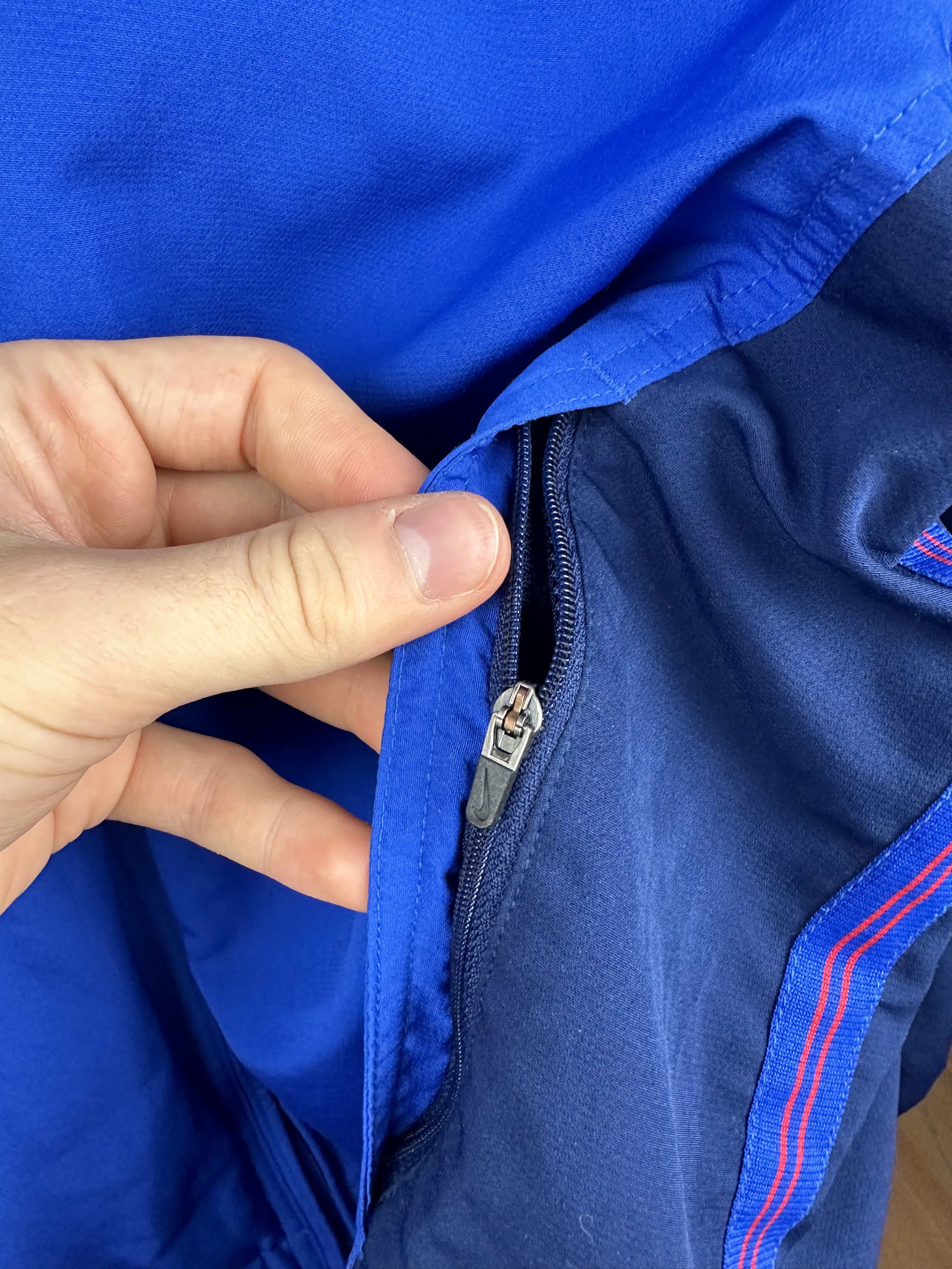 Nike × Vintage Vintage Nike Glasgow Rangers 90's Jacket Football Soccer Size US M / EU 48-50 / 2 - 13 Thumbnail
