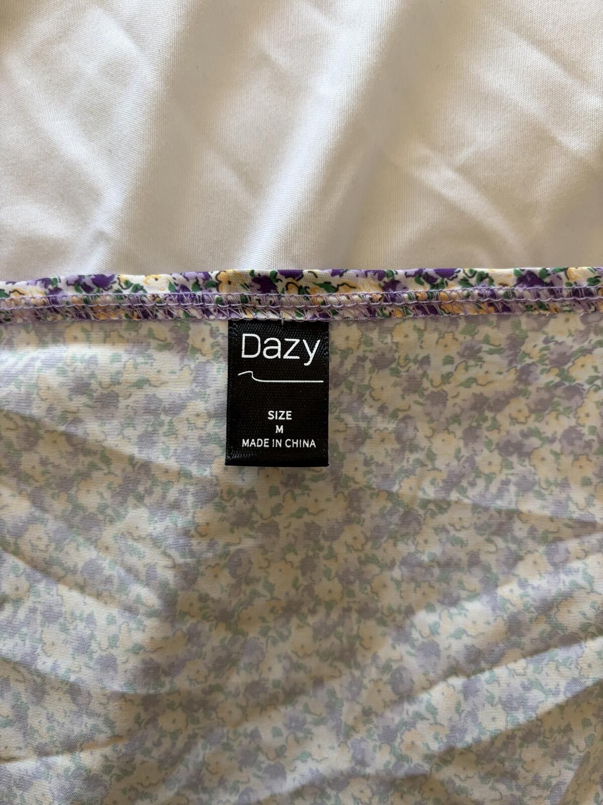 Daytona Dazy wrap floral print dress Size M / US 6-8 / IT 42-44 - 7 Thumbnail