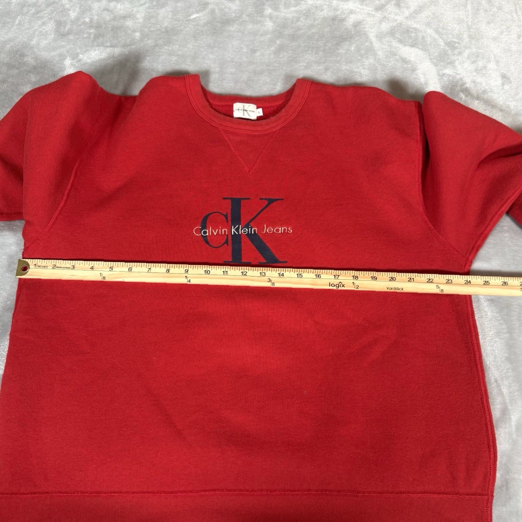 Calvin Klein VINTAGE Calvin Klein Jeans Sweatshirt Mens Large Red 90s Logo Graphic Pullover Crew Neck, Fleece, Cotton-Polyester, Made in USA, Pre-owned Mens L Size US L / EU 52-54 / 3 - 6 Thumbnail
