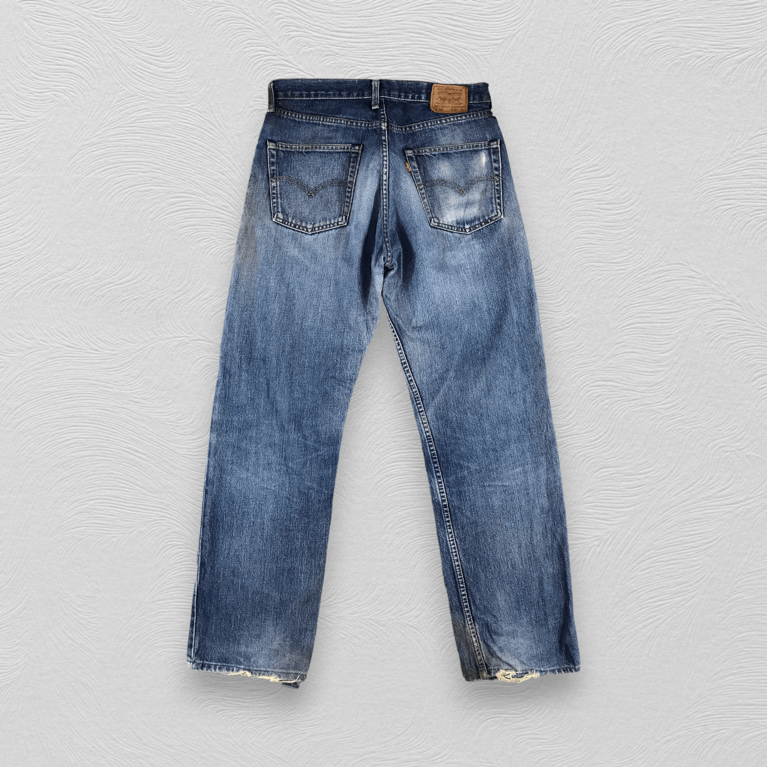 Levi's Vintage Levis 503 Jeans Distress Dark Wash Denim KJ851 Size US 32 / EU 48 - 2 Thumbnail
