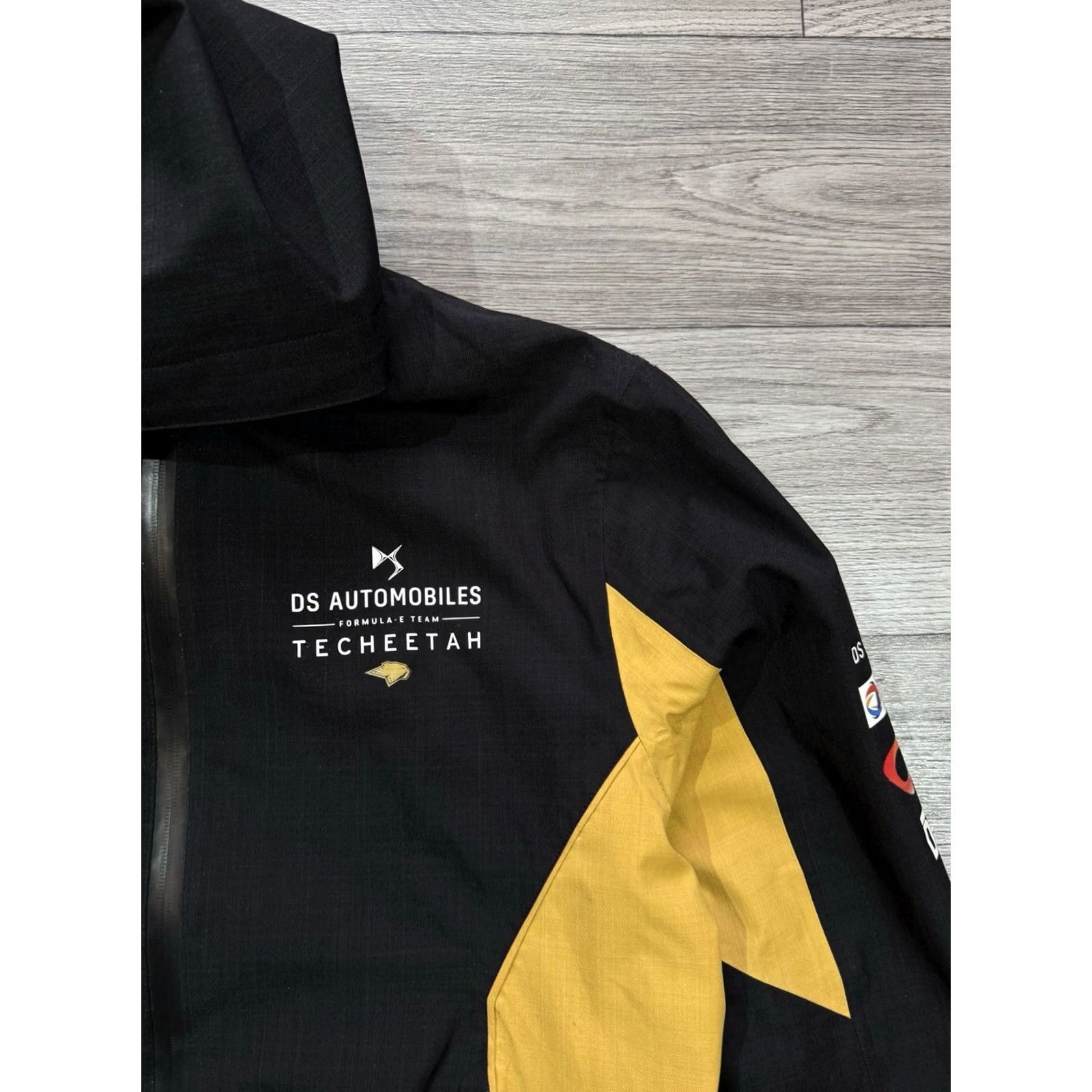 Vintage DS AUTOMOBILES TECHEETAH FORMUMA E RACING Jacket M Windbreaker Black Men's Full Zip Size US M / EU 48-50 / 2 - 7 Thumbnail