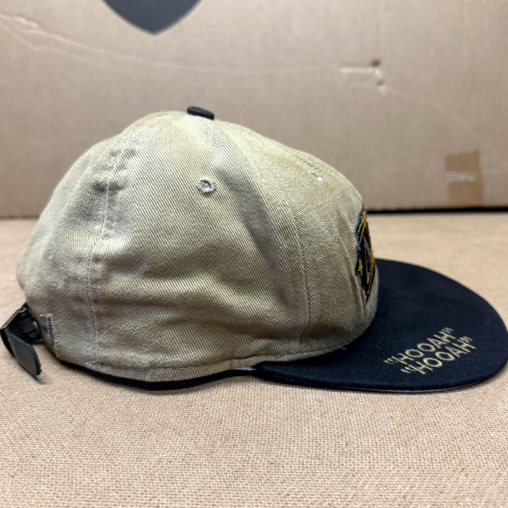 New Era VINTAGE New Era Army strap back baseball cap Mens One Size Beige Twill HOOAH 90s, Army, Patriotic, Adjustable, Casual Size ONE SIZE - 7 Thumbnail