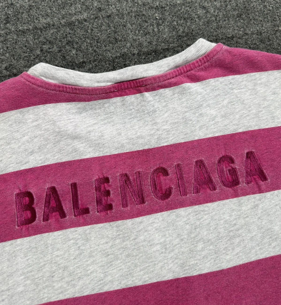 Balenciaga Balenciaga - 2018 Stripped Embroidered Logo T-Shirt Size S / US 4 / IT 40 - 5 Thumbnail