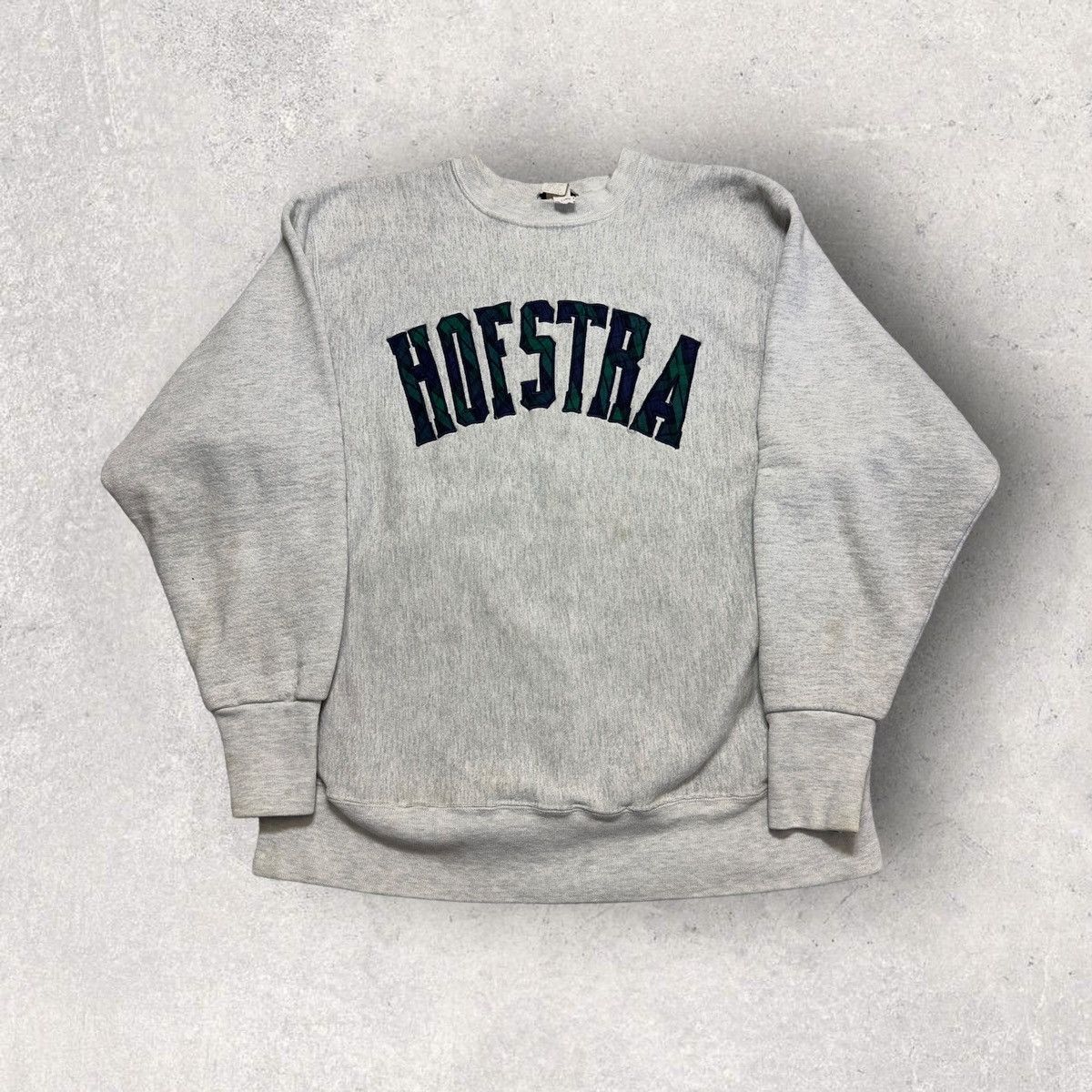 Vintage Hofstra University sweatshirt