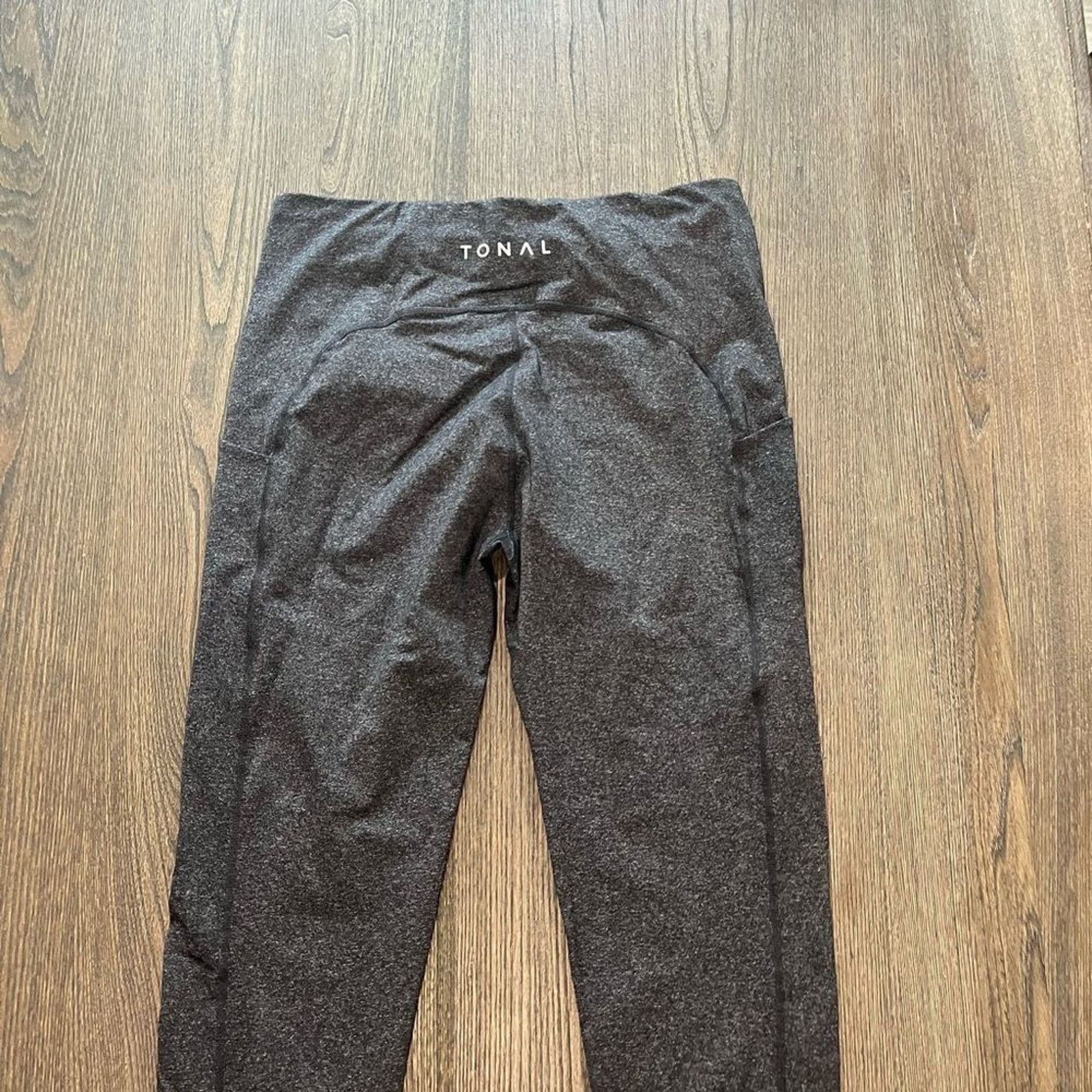 Vintage NWOT Tonal Womens Gray Athletic Leggings Size 3X Size 42" / US 20 - 8 Thumbnail