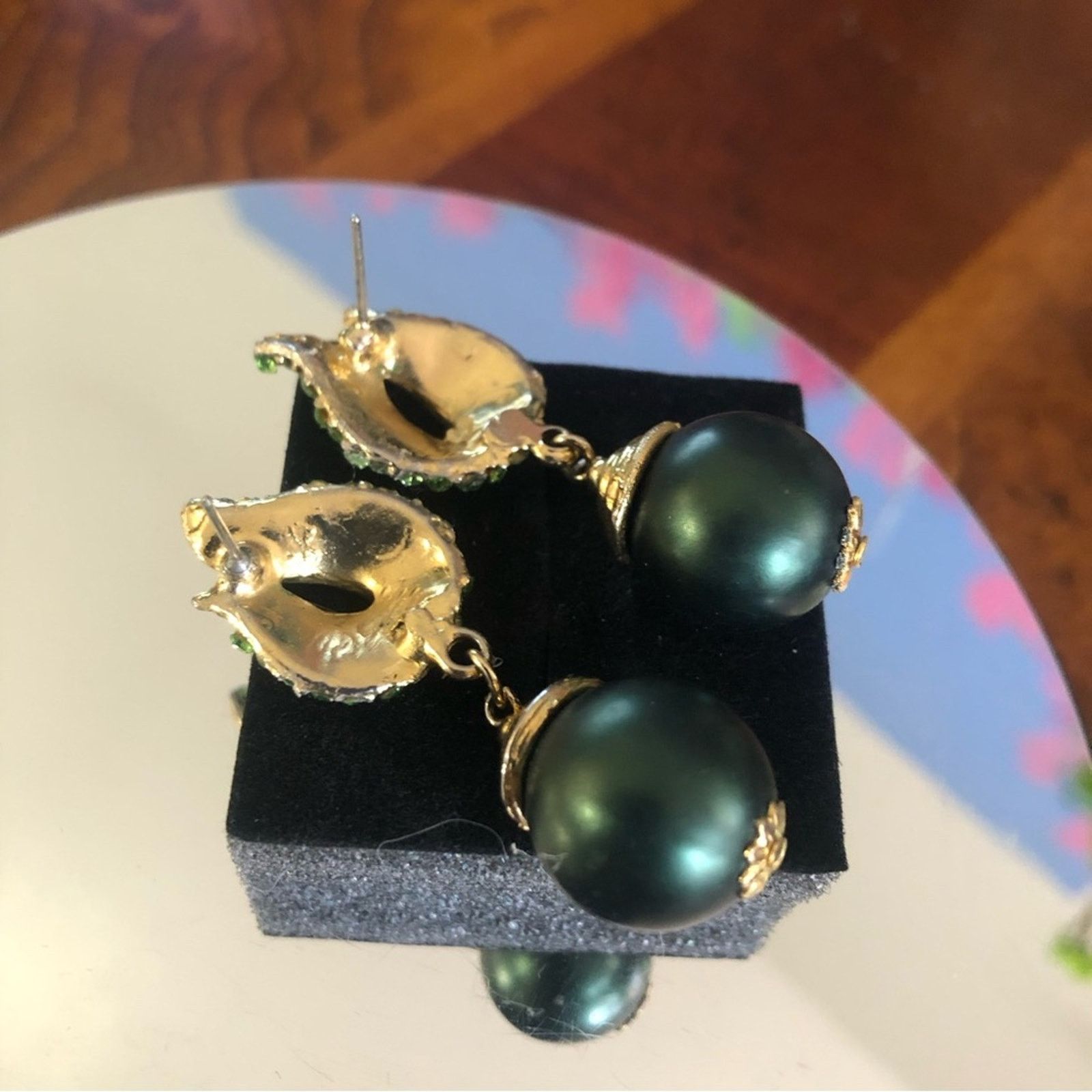 Vintage Vintage peridot rhinestone covered tulip pearl earring Size ONE SIZE - 7 Thumbnail