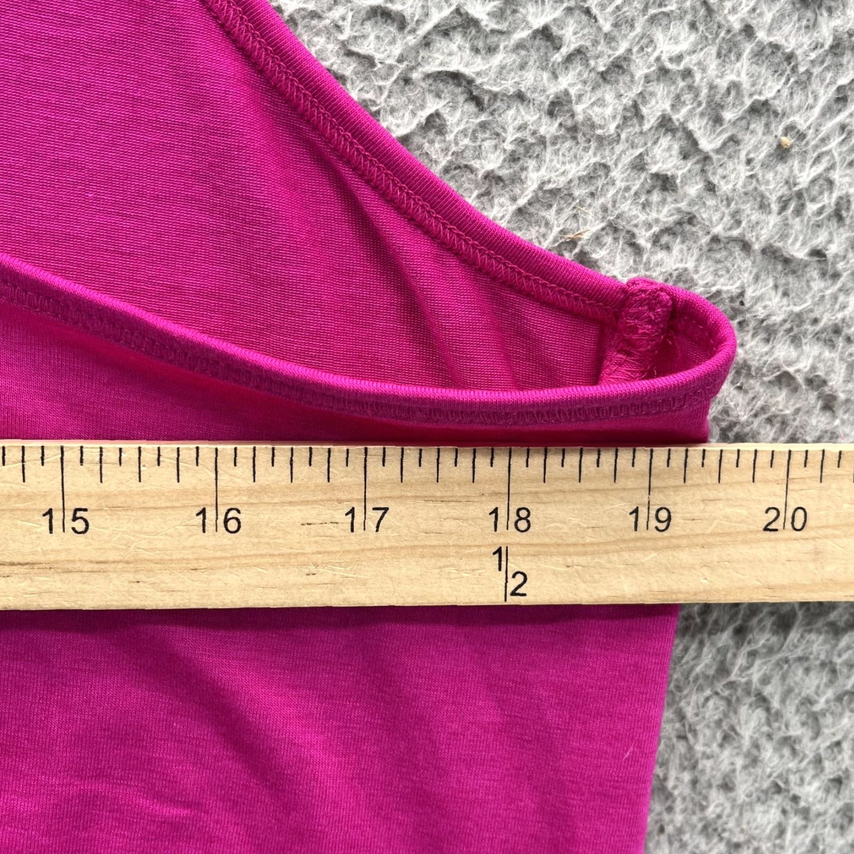 Athleta Athleta Tank Women M Magenta Cross Back Running Yoga Y2k Athleisure Gym Breathable Lightweight Size M / US 6-8 / IT 42-44 - 4 Thumbnail