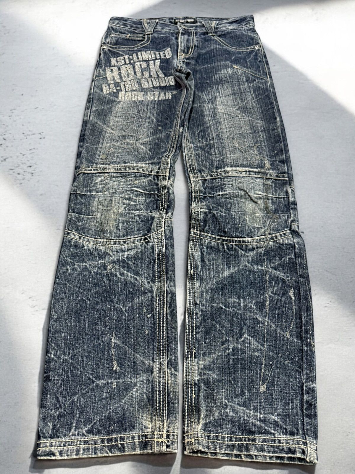 5351 POUR LES HOMMES × Japanese Brand × Le Grande Bleu (L.G.B.) Ba-Tsu Studio Kevlar Paint glitter Heavy Wash Jeans Size US 27 - 1 Thumbnail