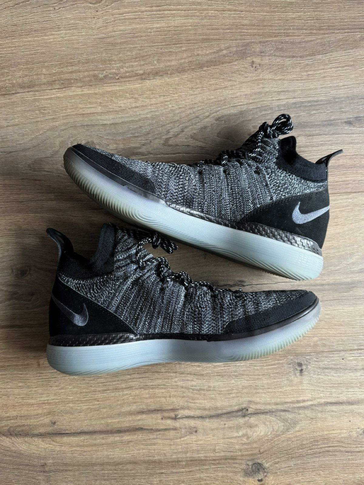 Nike Nike KD 11 Still KD Size US 10.5 / EU 43-44 - 3 Thumbnail