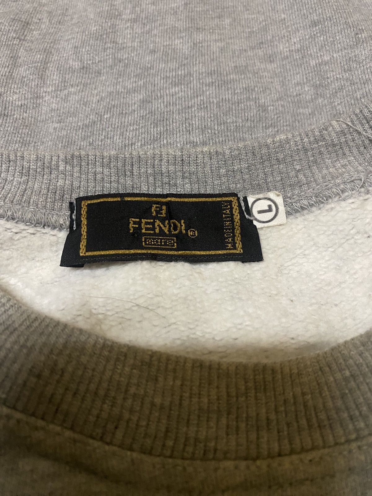 Fendi Vintage 90s Fendi Spellout Big Logo Sweatshirt Size US L / EU 52-54 / 3 - 3 Thumbnail